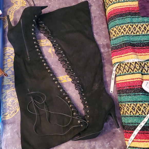 Shoes - Sexy A** Thigh Boots 10W